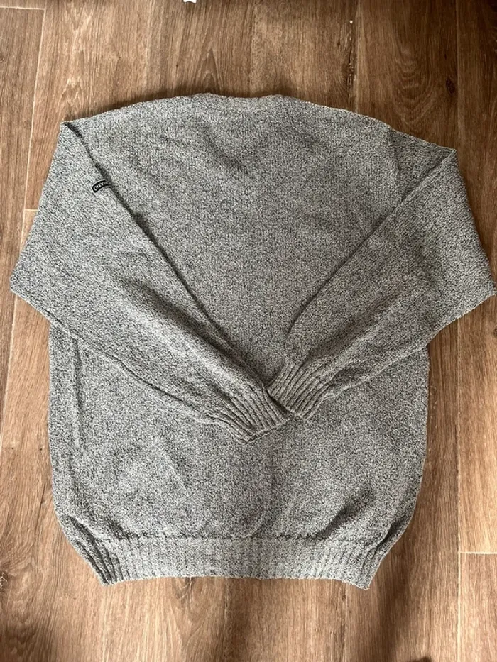 Pull col V - photo numéro 2