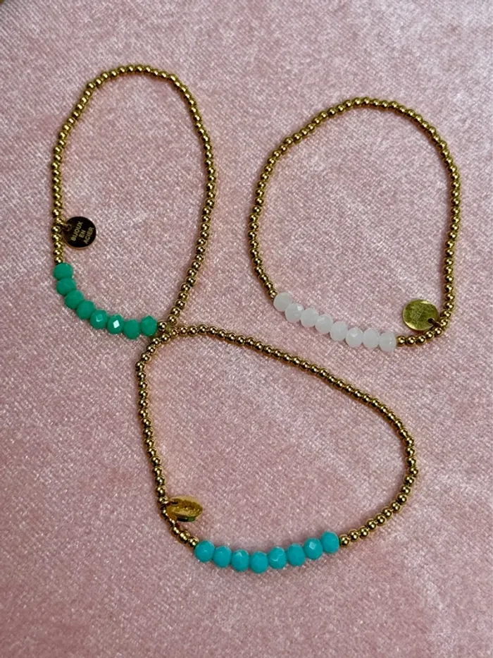 Lot de 3 bracelets boules acier inoxydable or perles multi facettes blanches turquoises vert d’eau - photo numéro 2
