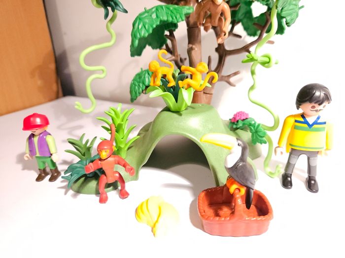Visiteurs et famille de singes Playmobil 3238 - photo numéro 3