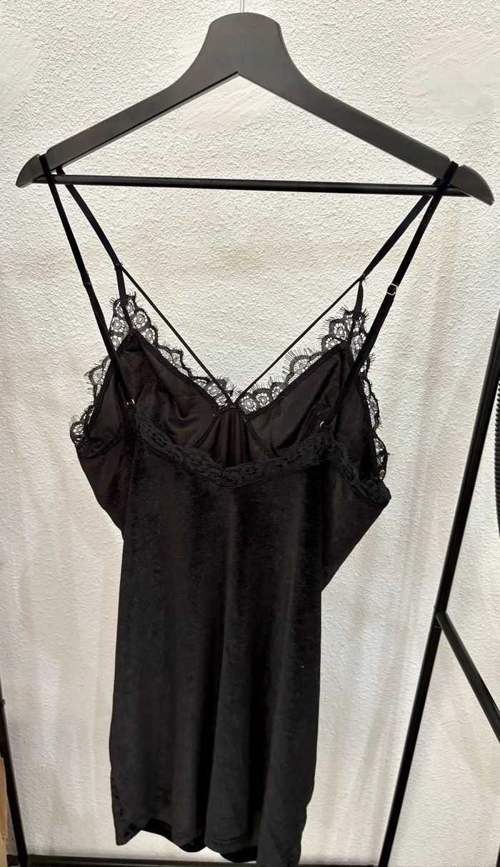 Nuisette à bretelles noir effet velours avec dentelle Undiz - Taille M - photo numéro 2
