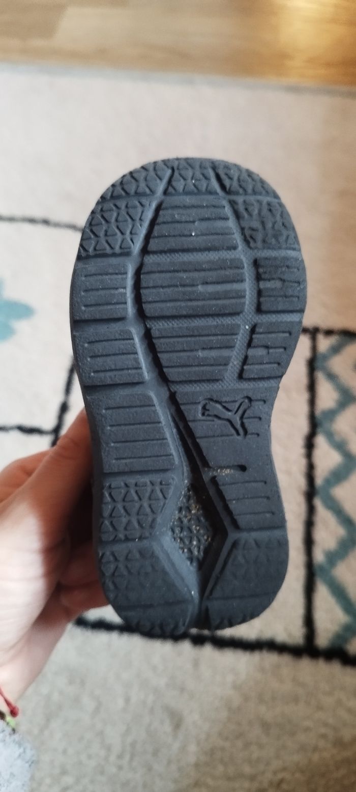 Baskets enfant Puma 21 - photo numéro 2