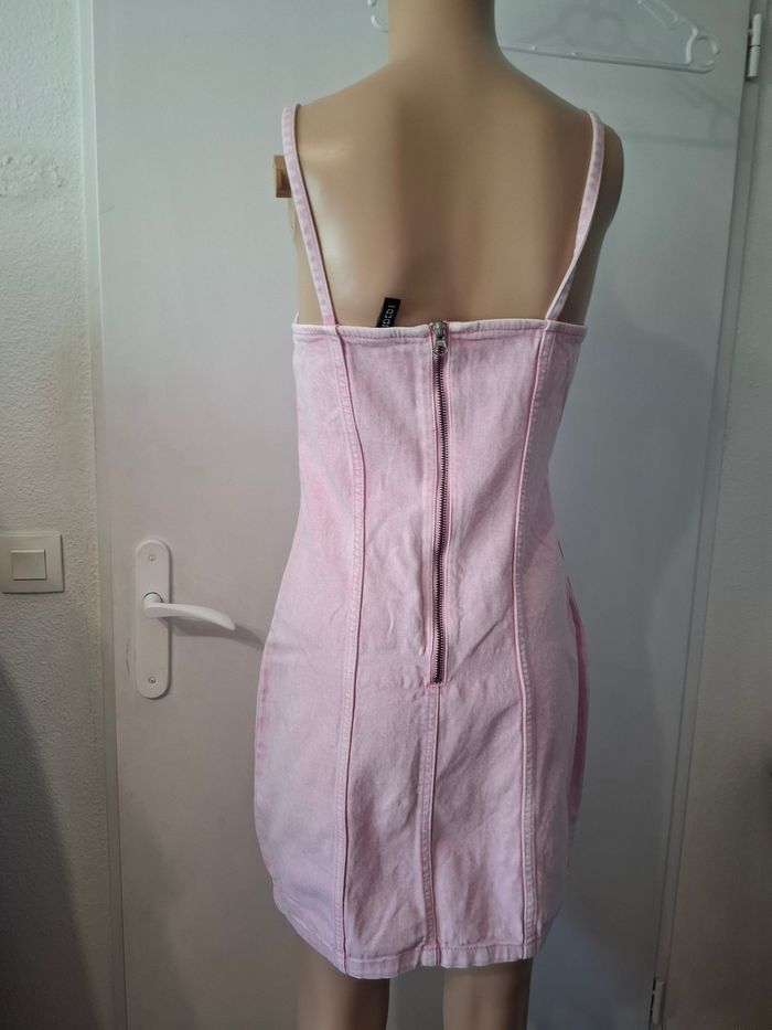 Robe en jean h&m taille 36 en très bon état 0 - photo numéro 3