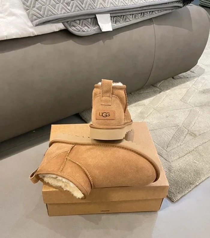 Bottes Ugg Mini Marron 38 - photo numéro 4