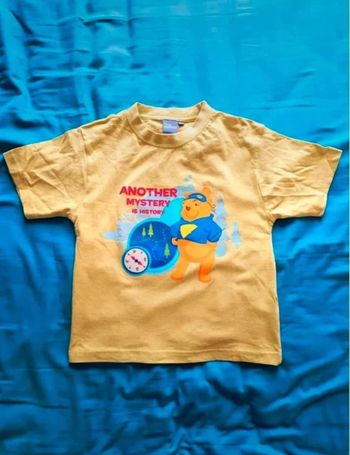 T-shirt Disney Winnie L'ourson (taille 5 ans)