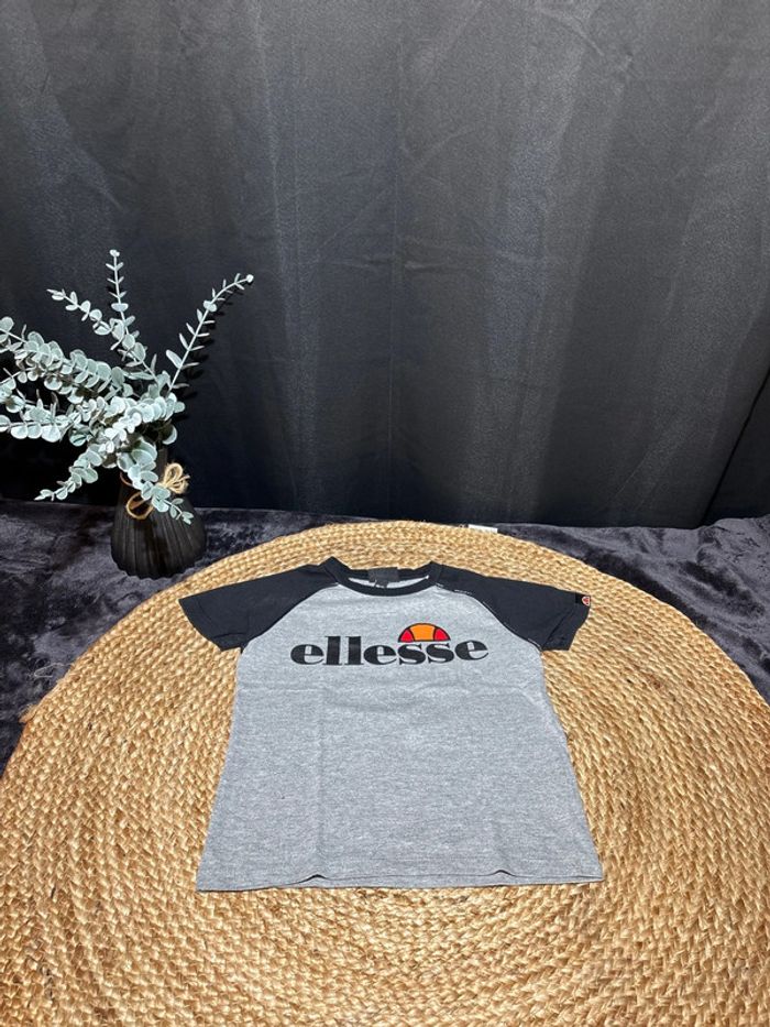 Maillot Ellesse garçon taille 5-6ans