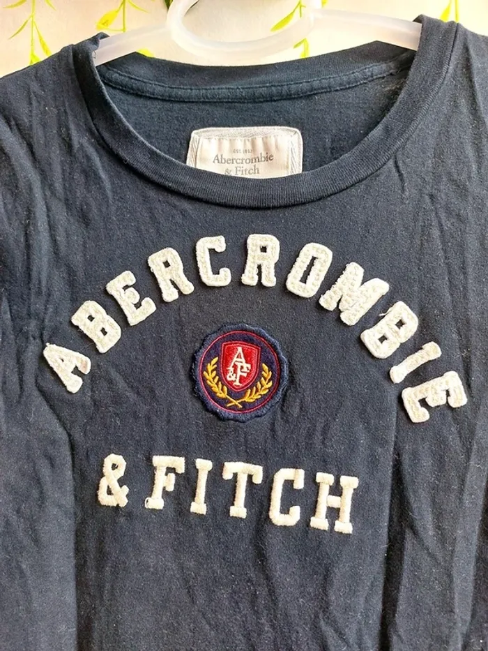T-shirt Abercrombie & Fitch – M – Marine – État : Excellent - photo numéro 4