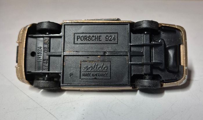 Modèle réduit Porsche 924 Solido 1/43 voiture miniature vintage métal - photo numéro 5