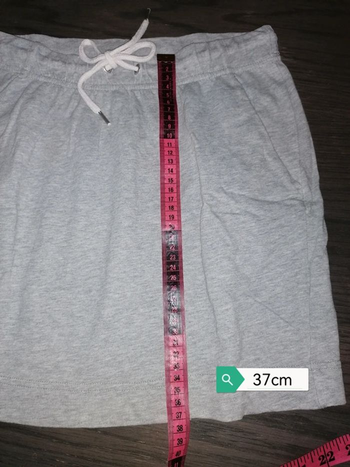 Jupe tee-shirt H&M XS ou 14ans ado - photo numéro 10