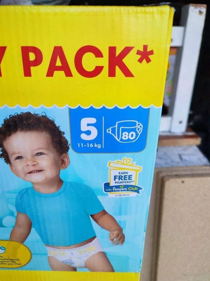 3x cartons Pampers Premium Protection - Taille 5 - 240 couches - photo numéro 3