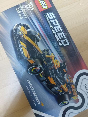 Lego coffret formule 1 McLaren 269 pièces neuf