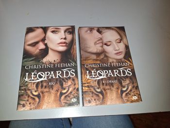 Livres collection romance Léopards
