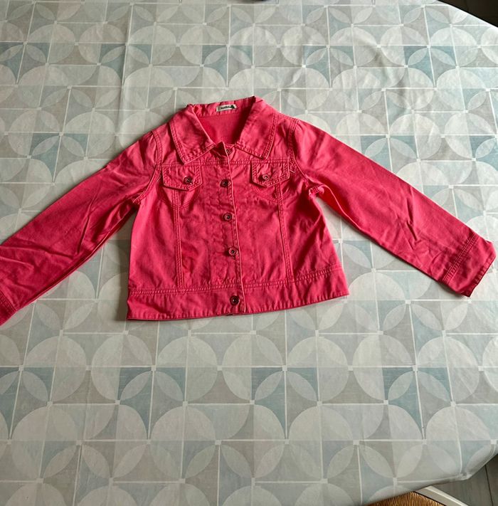 Veste en jean 12 ans - tape à l’œil - en très bon état