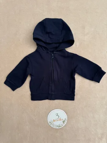Veste à capuche • Kiabi • taille 3 mois