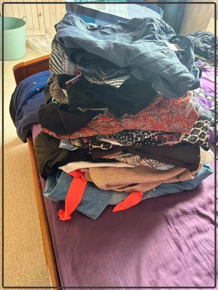 Lot revendeur 37 articles en bon et très bon état - photo numéro 2