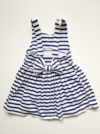 Robe marinière, sans manches - Nœud dans le dos (18 mois)