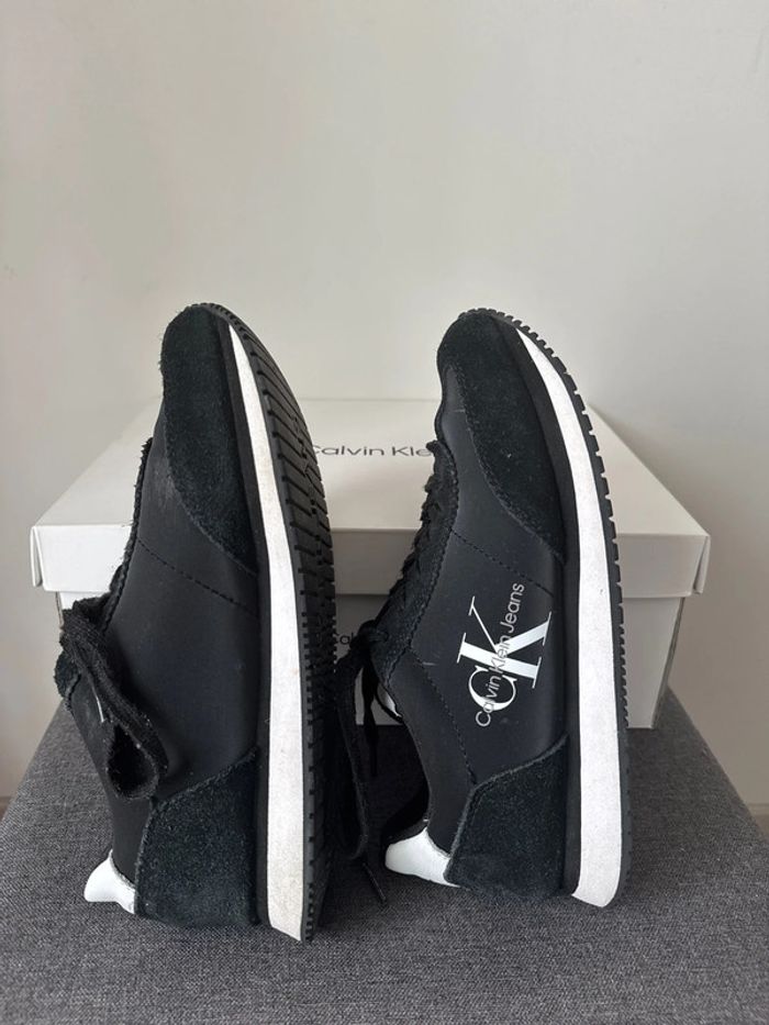 👟basket trainers femme- calvin Klein jeans - taille 38 - bon état - photo numéro 3