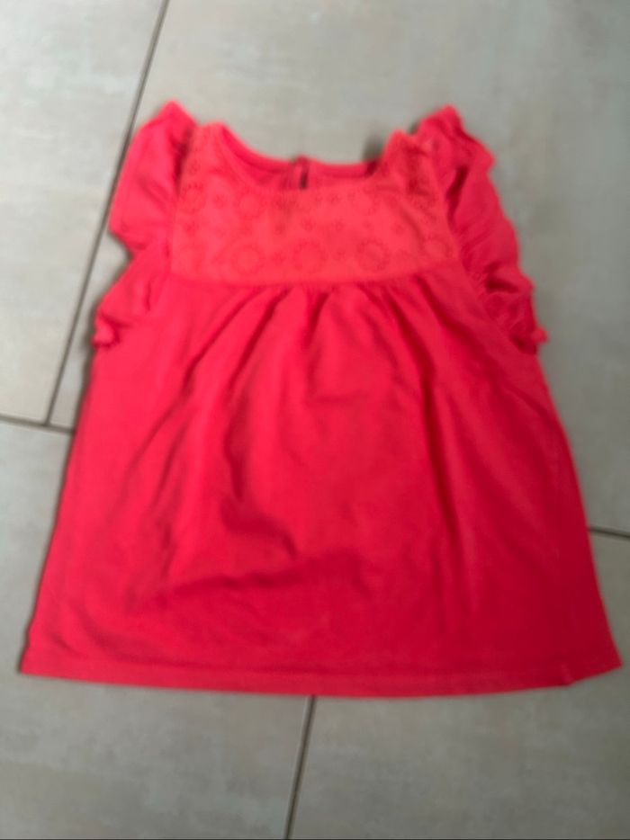 Tee shirt