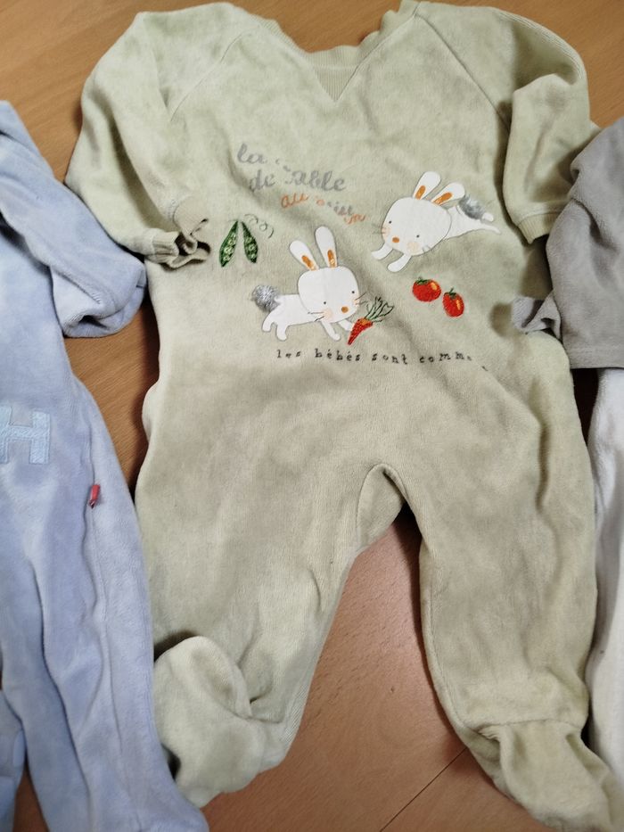 Lot pyjamas - photo numéro 3