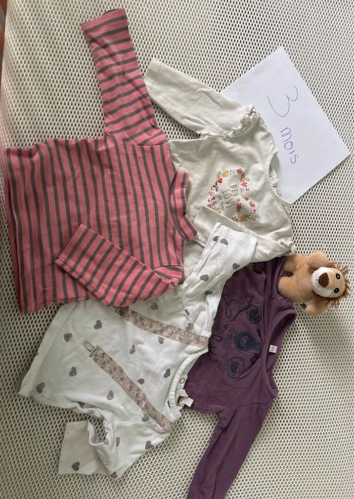 Lot de 20 vêtements 3 mois - photo numéro 3
