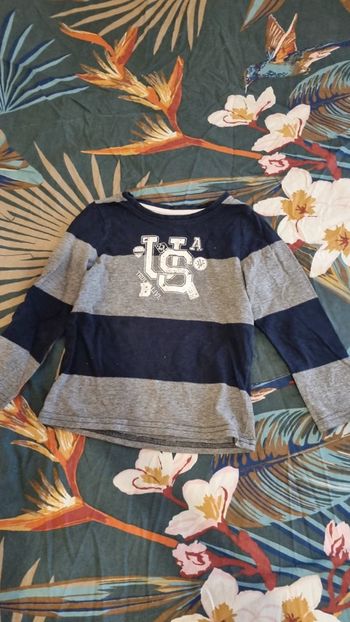 Pull fin rayé 4 ans