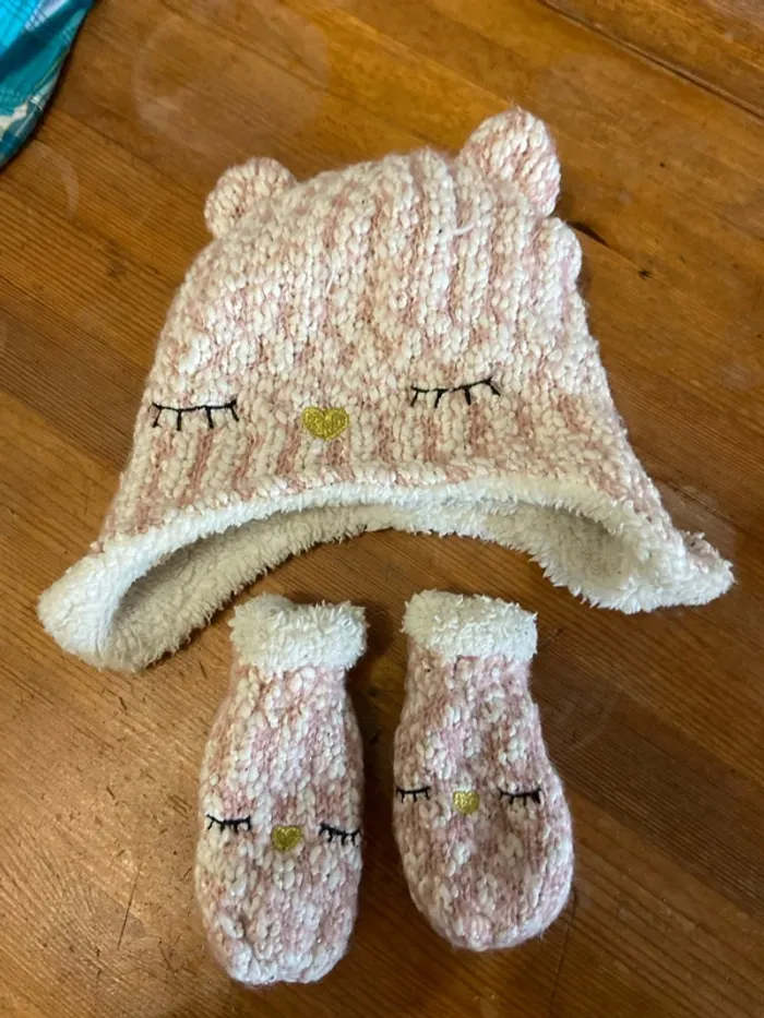 Bonnet et moufles