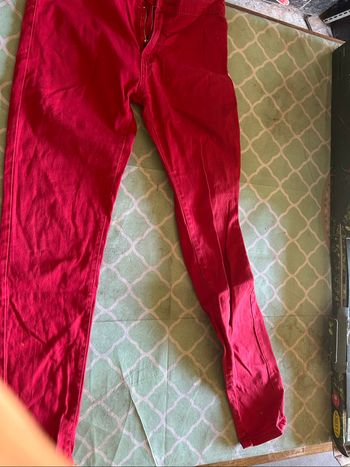 Pantalon rouge