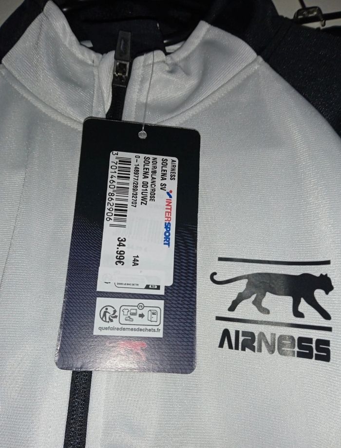 Ensemble jogging Airness taille 14 ans - photo numéro 2