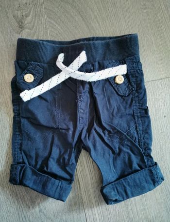 Pantalon pantacourt bébé garçon 1 mois