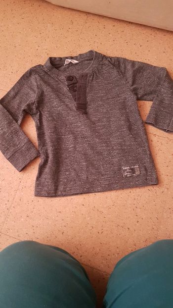 Pull gris