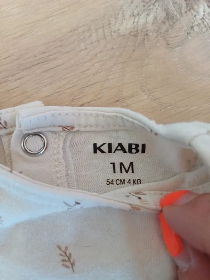 Ensemble kiabi 1 mois - photo numéro 5