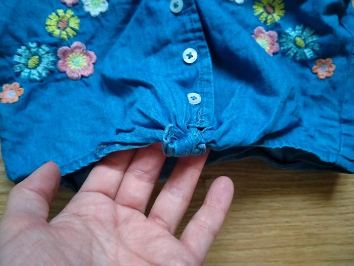 Chemise sans manches. Tissaia.
Taille 3 ans - photo numéro 4