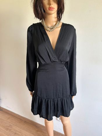 Robe noire neuve à manches longues Morgan taille 42 (valeur 65€)