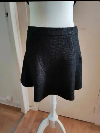 Jupe trapèze noire taille M Zara