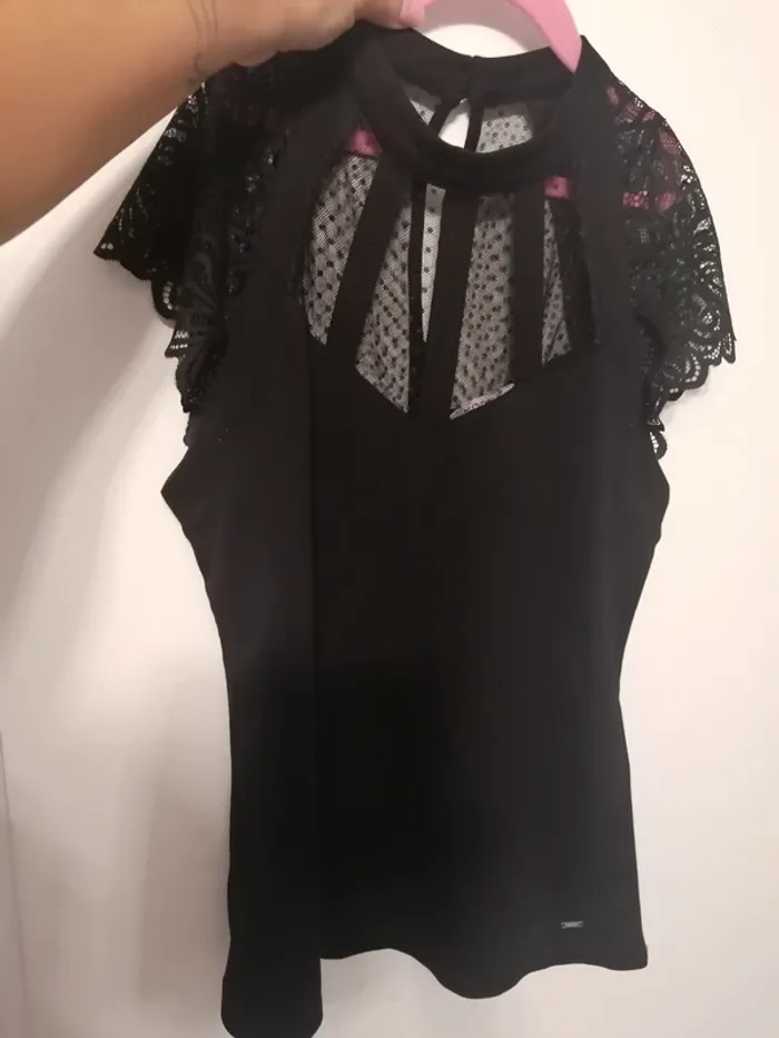 Haut noir Morgan en dentelle taille M - photo numéro 3