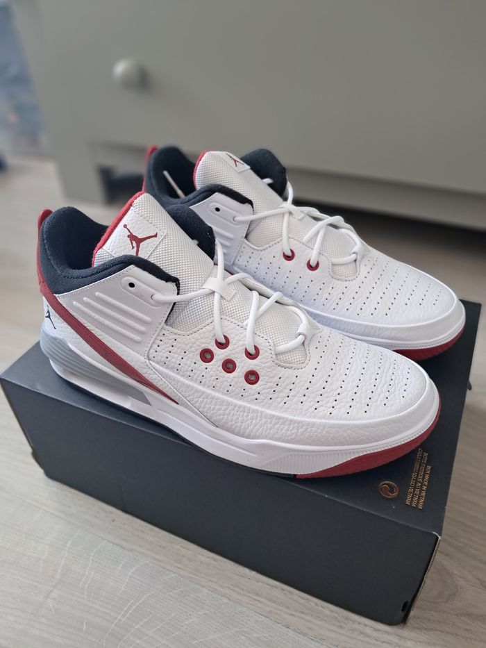 Basket Jordan Max aura 5 en 45 - photo numéro 2