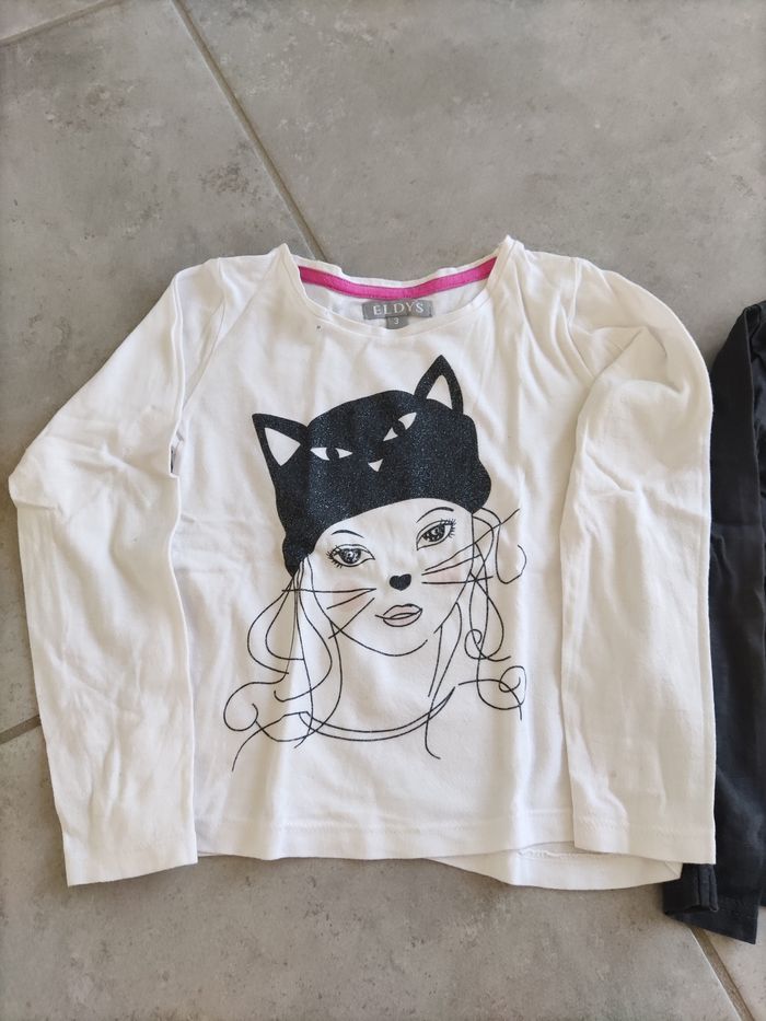 Lot deux hauts - photo numéro 3