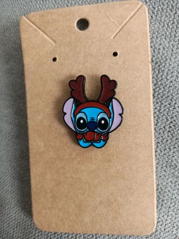 Stitch en renne pins neuf