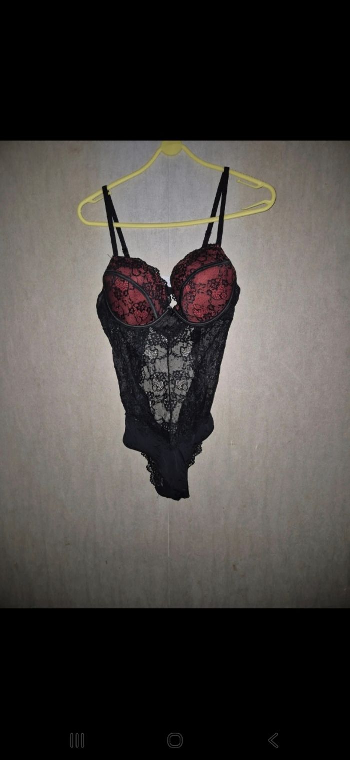 Body femme - photo numéro 2