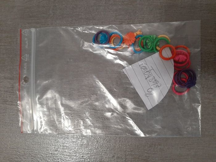 Lot 20 mini élastiques colorés pour cheveux - photo numéro 3