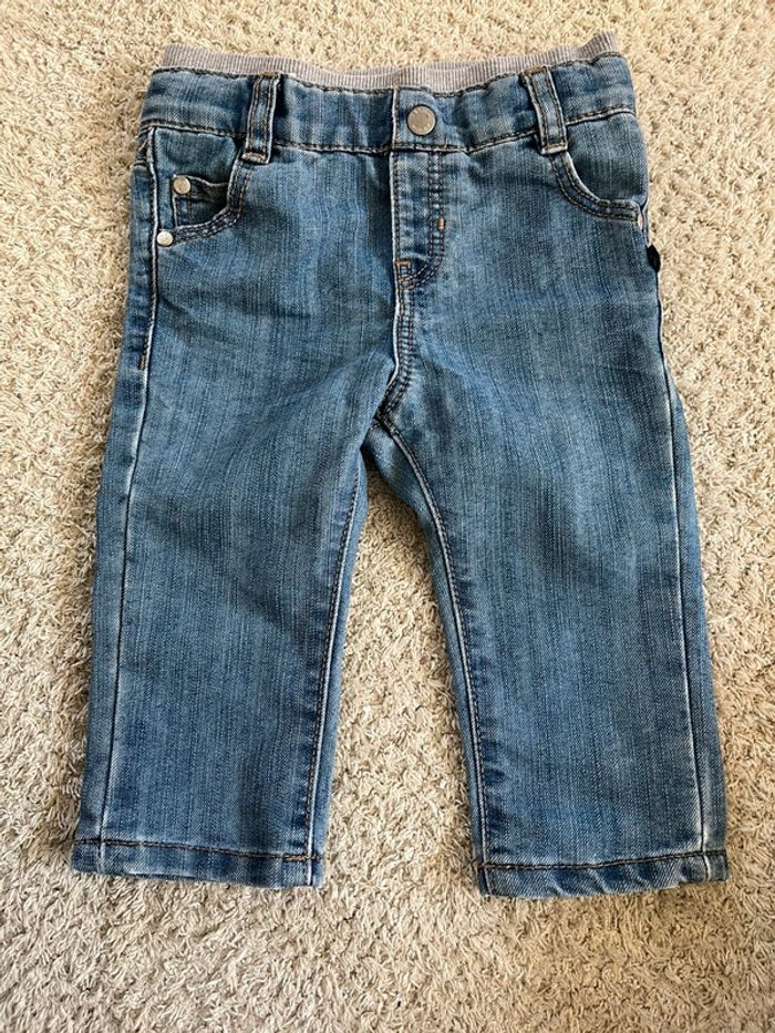 Jeans bleu clair taille 9 mois marque Obaïbi