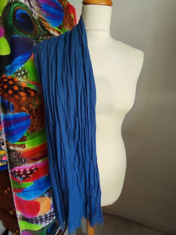 Foulard Bleu Mixte Mi-saison - photo numéro 3