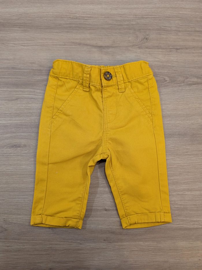Lot de 2 pantalons Kiabi - Taille : 1 mois - photo numéro 2