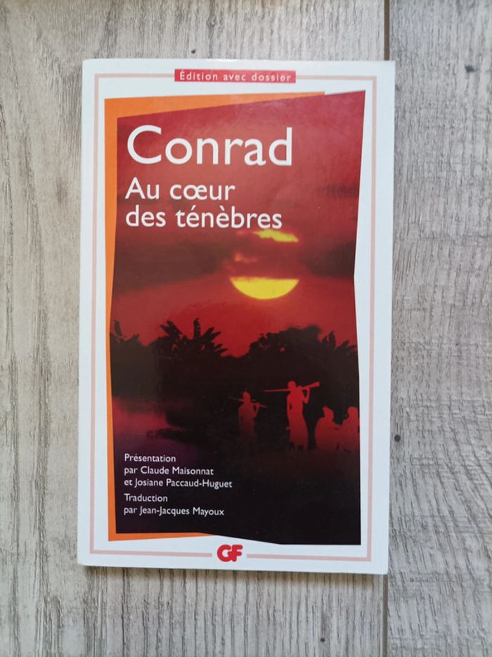 Livre "Au coeur des ténèbres" Conrad neuf