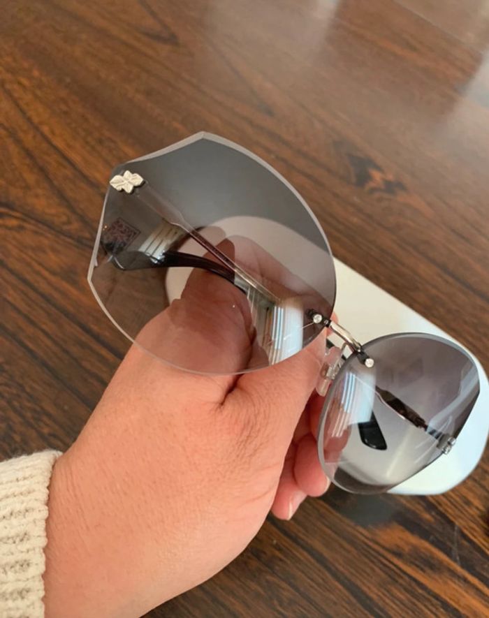 Lunettes de soleil Swarovski - photo numéro 8