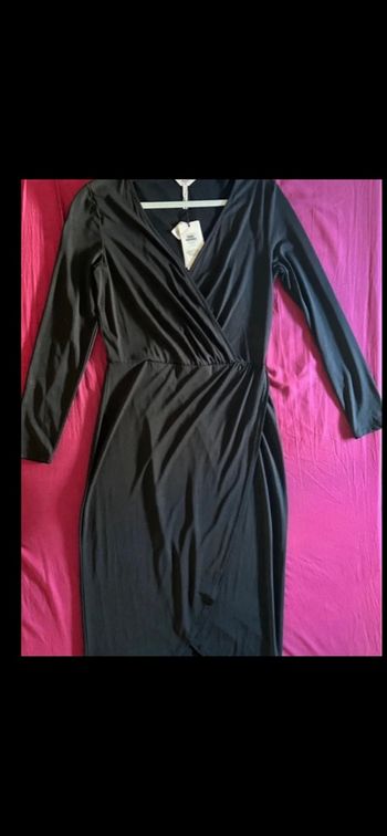 Robe object noire
