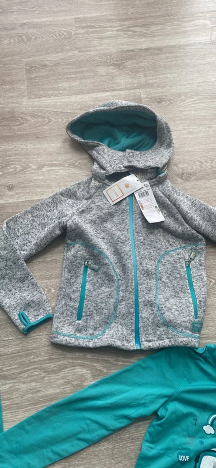 Lot pour hiver 8 ans neuf avec étiquette - photo numéro 4