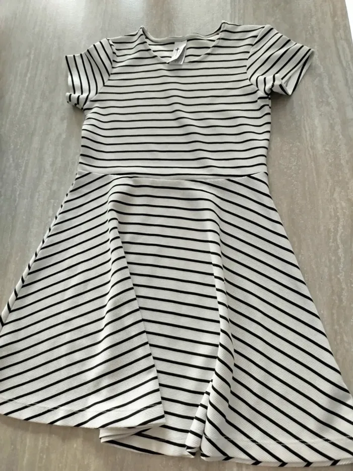 Lot 9 ans - 16 pièces - photo numéro 4