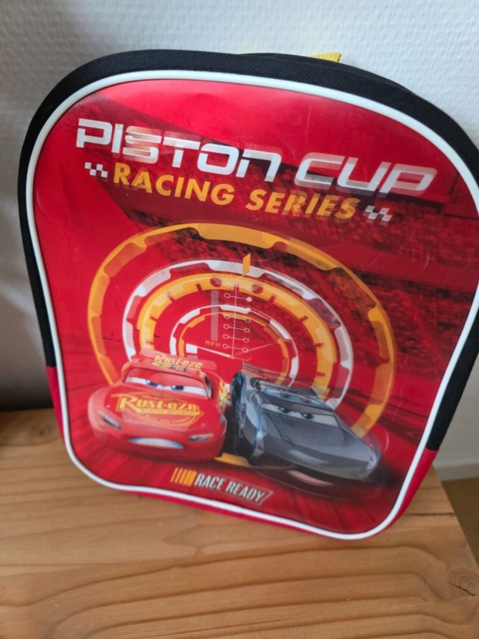 Sac a dos Disney cars 3D - photo numéro 2