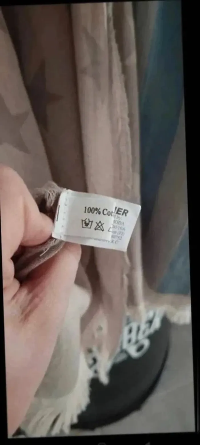 Écharpe bleu et grise avec étoiles homme femme - photo numéro 5