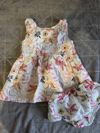 robe et cache couche